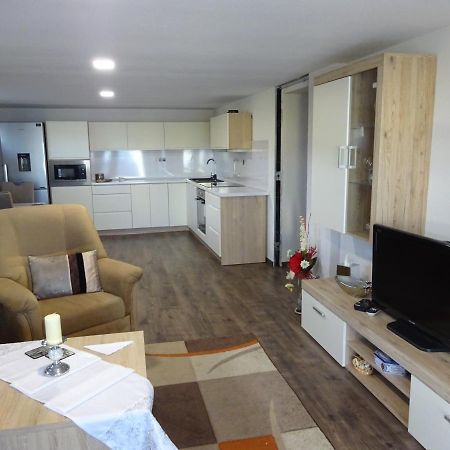 Family Friendly Apartment 3 Adults Plus Child Ruzomberok Exterior photo